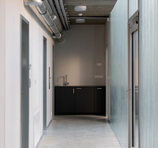 Desky fermacell® Powerpanel H2O jsou součástí zázemí pro personál Základny technických služeb v Praze Lysolajích